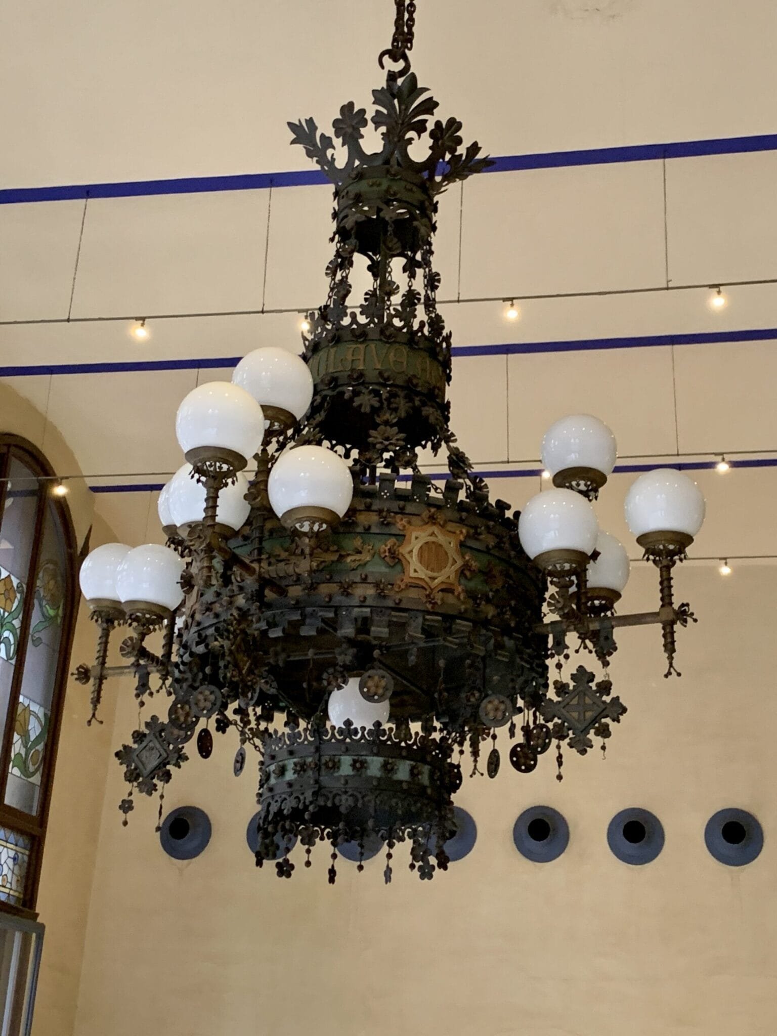 a2c1f766-a021-4a29-b550-bb858d2df9ba-scaled-3439151